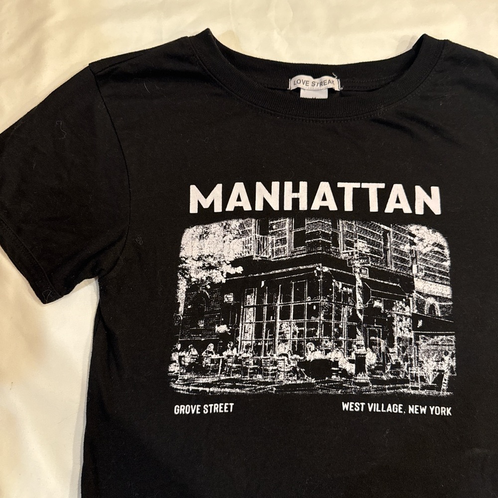 Black Manhattan Graphic T-Shirt